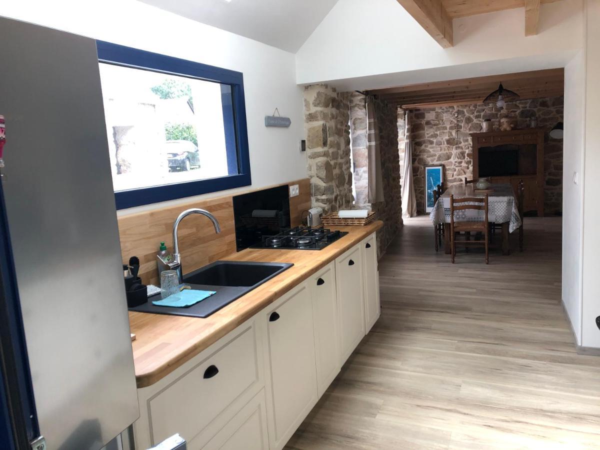 Charmante Petite Maison Rostiviec Bord De Mer Loperhet ภายนอก รูปภาพ