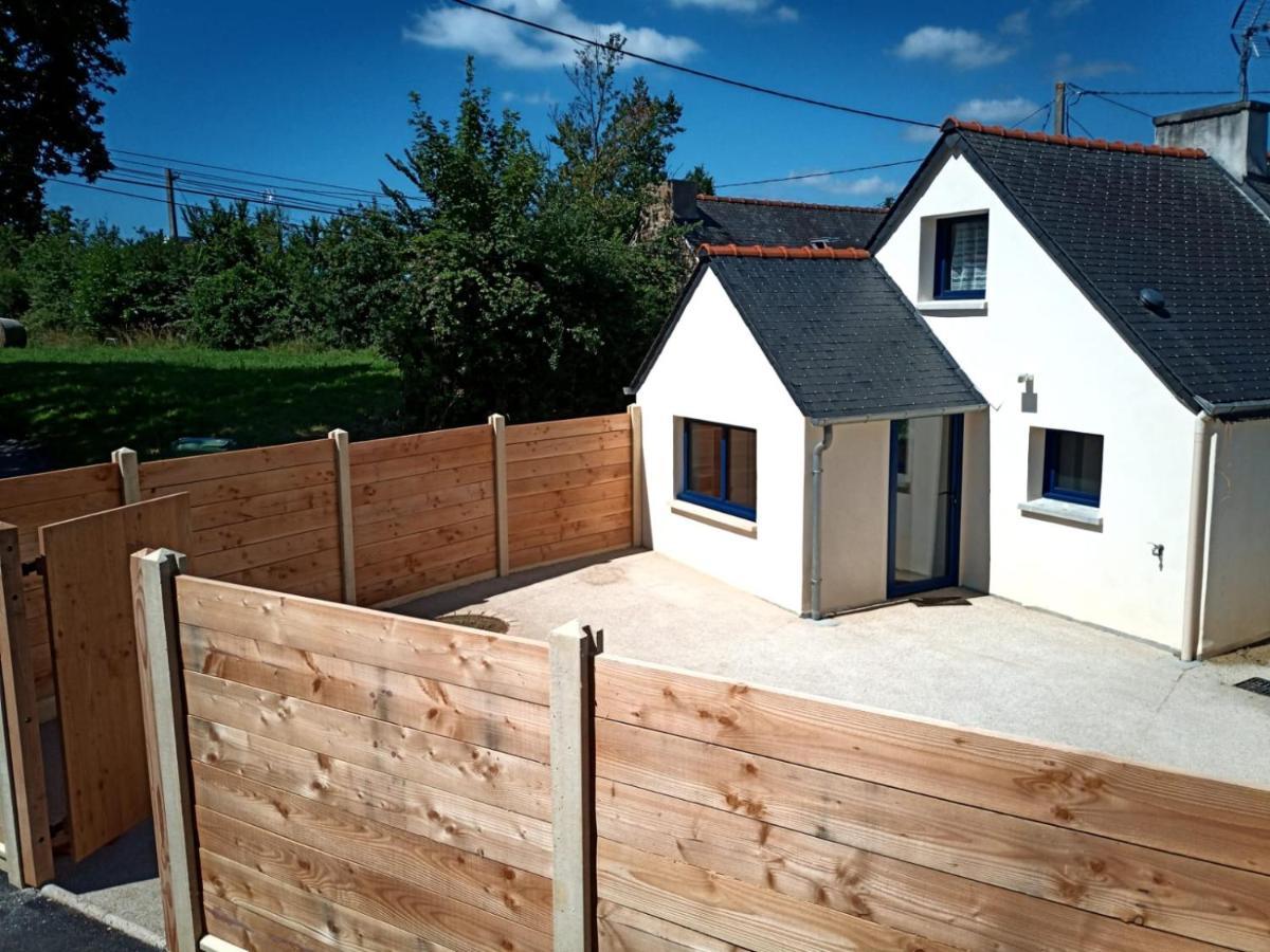 Charmante Petite Maison Rostiviec Bord De Mer Loperhet ภายนอก รูปภาพ